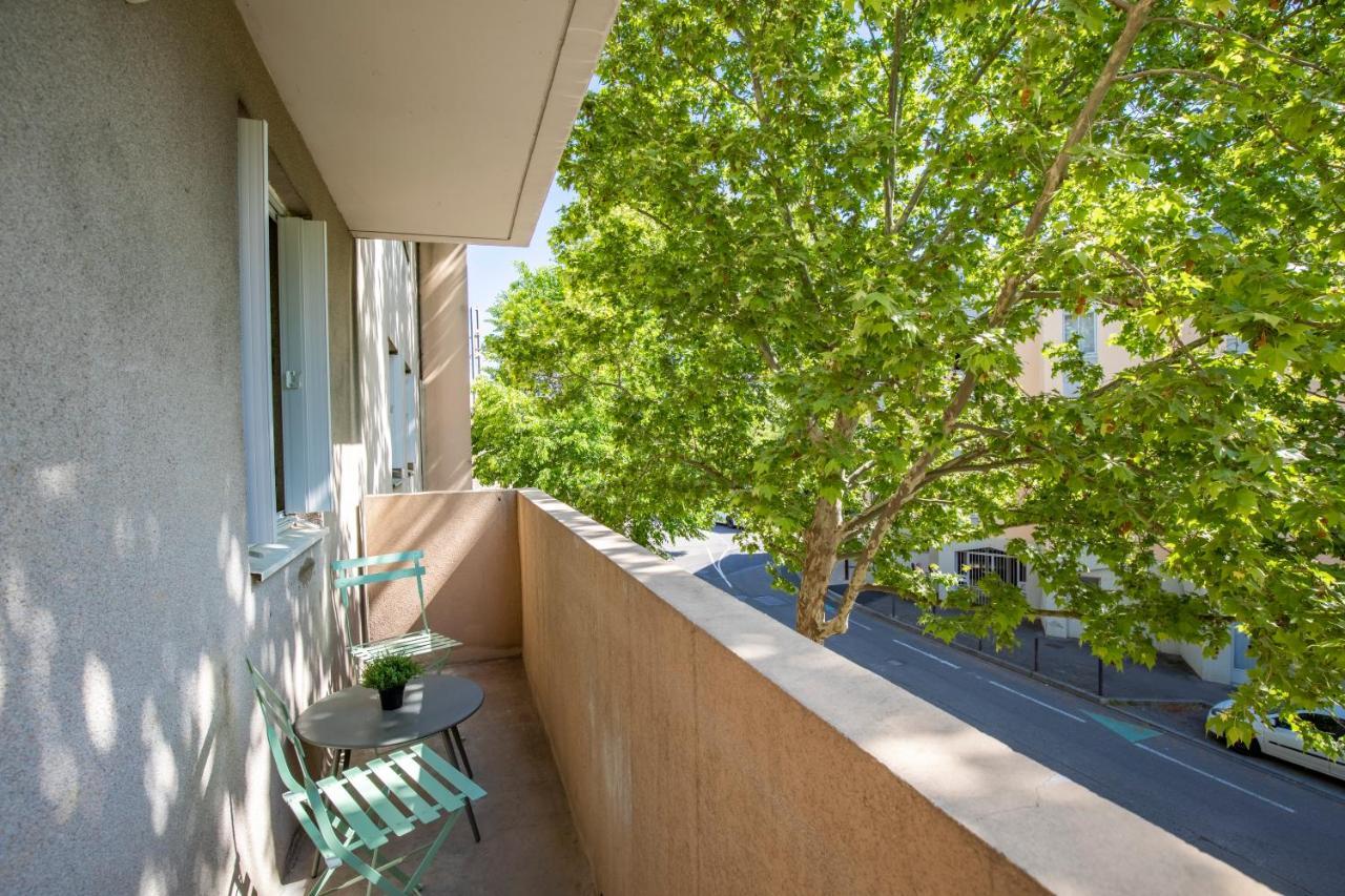 T4 Climatise Au Pied Des Rempart Avec Parking Leilighet Avignon Eksteriør bilde